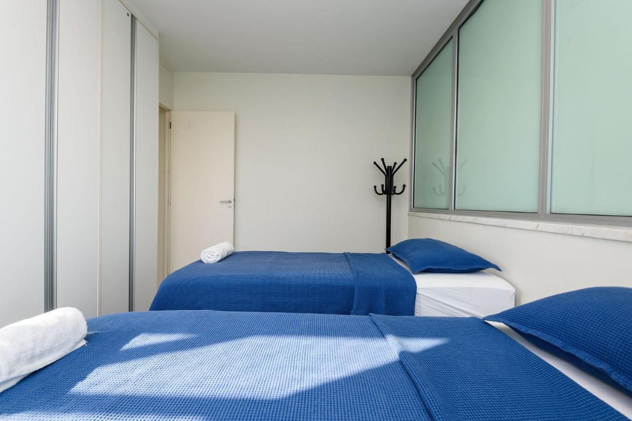 Apartamento Omar Do Rio - Mds 2403 Vista Cinematográfica, 3qtos , Localizado Na Morada Do Sol, Piscina, Garagem, Internet 240mbps, Smart Tv E Workstation Río de Janeiro